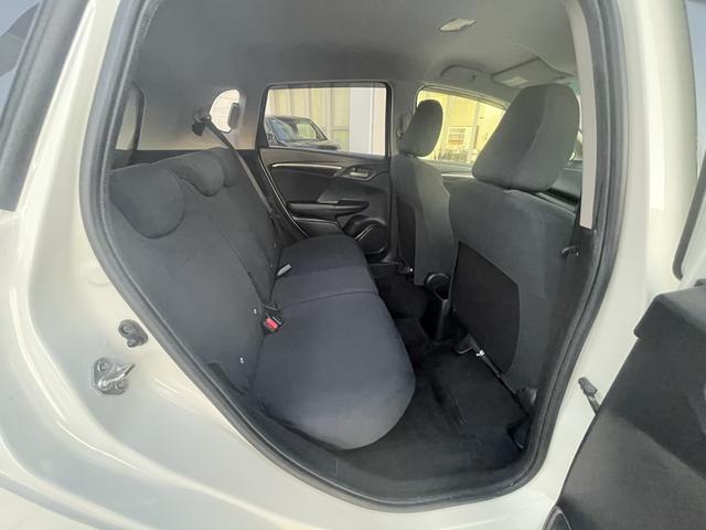 フィット 13G・Fパッケージ 純正ナビ・ワンセグ・ETC・バックカメラ(13枚目)