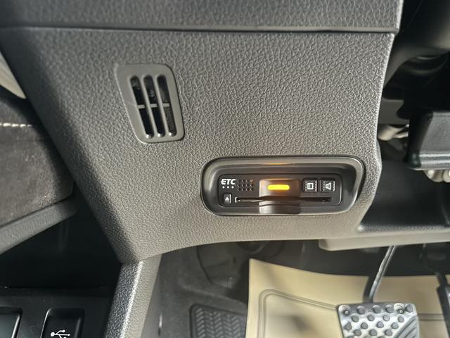 ヴェゼル ハイブリッドRS・ホンダセンシング 純正ナビ・フルセグ・ETC・LED・バックカメラ・SENSING(16枚目)