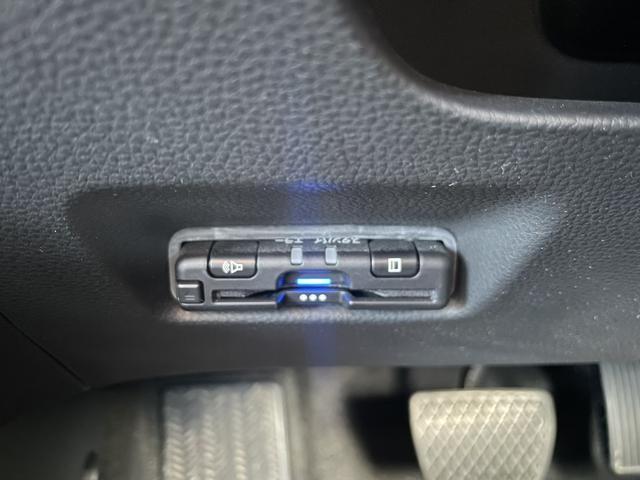 フィット ｅ：ＨＥＶクロスター　純正ナビ・フルセグ・ＥＴＣ・ＬＥＤ・バックカメラ・ＳＥＮＳＩＮＧ（22枚目）