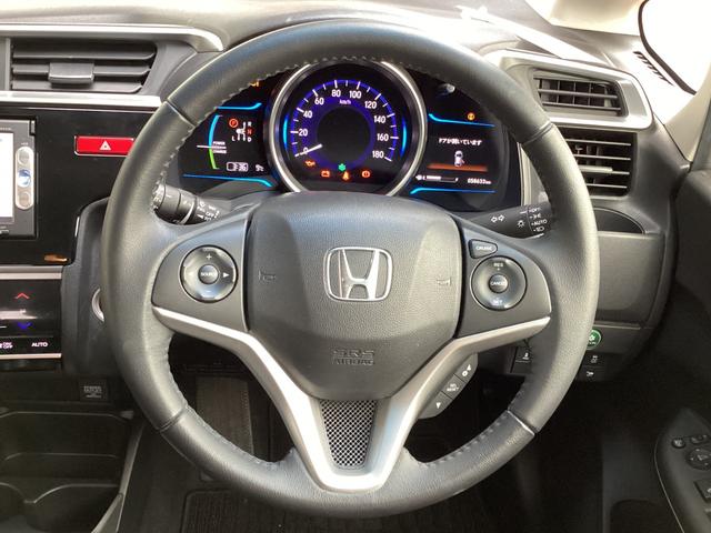 フィットハイブリッド Ｌパッケージ　純正ドラレコＦ・純正ナビ・バックカメラ・ＥＴＣ（5枚目）