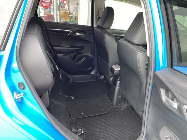 フィットハイブリッド Ｌパッケージ　純正ドラレコＦ・純正ナビ・バックカメラ・ＥＴＣ（14枚目）