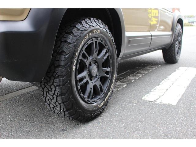 ２０Ｘ　４ＷＤ／新品アルミホイール／新品グッドリッチタイヤ／全塗装／ベージュ・マットブラック／１列目シートヒーター／キャリアバスケット／ナビ／ＣＤ・ＤＶＤ再生／フルセグＴＶ／バックカメラ／フロントフォグランプ(22枚目)