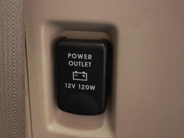 デリカＤ：５ Ｃ２　Ｇ　ナビパッケージ　★プロテクター★新品タイヤ・ホイール★フロントグリルマットブラック★新品シートカバー★電動スライドドア★フリップダウン★ＭＴモード付★パドルシフト★電動格納ミラー★バックカメラ★サイドカメラ★（32枚目）