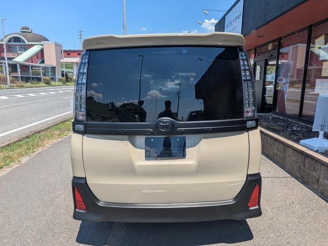 ヴォクシー ＺＳ　★外装リノベーション★アルパインＢＩＧ－Ｘナビ★フリップダウンモニター★新品マッドスタータイヤ★パワスラ★キーレス★ＵＳＢ入力★Ｂｌｕｅｔｏｏｔｈ★ＬＥＤヘッドライト★ウォークスルー★バックカメラ★（7枚目）