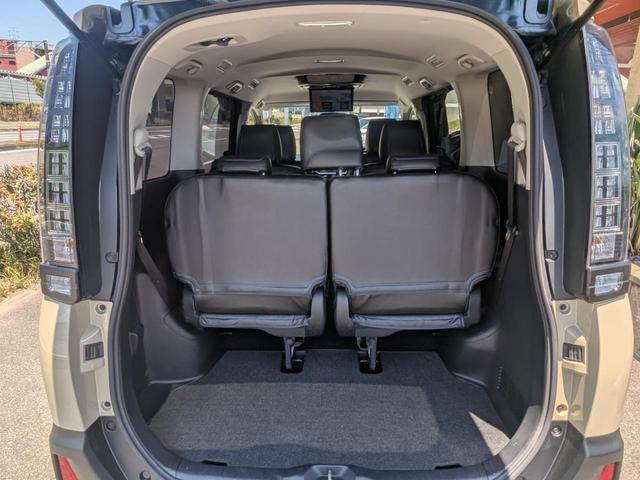 ヴォクシー ＺＳ　★外装リノベーション★アルパインＢＩＧ－Ｘナビ★フリップダウンモニター★新品マッドスタータイヤ★パワスラ★キーレス★ＵＳＢ入力★Ｂｌｕｅｔｏｏｔｈ★ＬＥＤヘッドライト★ウォークスルー★バックカメラ★（12枚目）