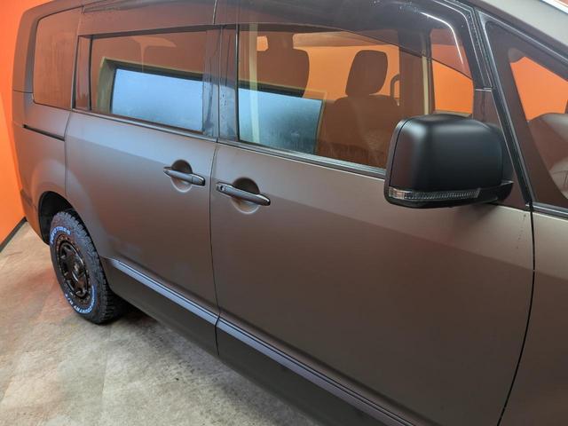 デリカＤ：５ Ｍ　★外装リノベーション★新品社外アルミホイール★禁煙車★パワスラ★１０．１インチナビ★ワンオーナー★前後ドラレコ★リアカメラ★フルセグ★電動シート★キーレス★オートライト★ＢＴ★ＣＤ／ＤＶＤ再生★ＥＴＣ（8枚目）