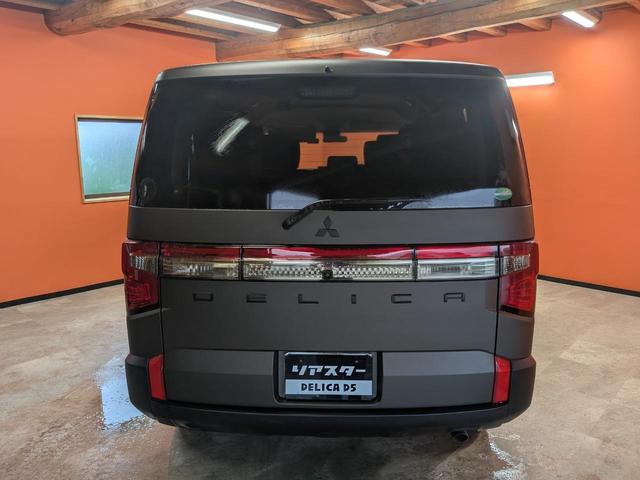 デリカＤ：５ Ｍ　★外装リノベーション★新品社外アルミホイール★禁煙車★パワスラ★１０．１インチナビ★ワンオーナー★前後ドラレコ★リアカメラ★フルセグ★電動シート★キーレス★オートライト★ＢＴ★ＣＤ／ＤＶＤ再生★ＥＴＣ（12枚目）