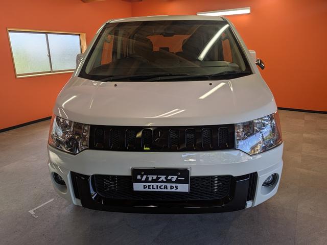 デリカD:5 M ★社外新品アルミホイール★バンパー黒★グリル黒★オープンカントリータイヤ★メモリーナビ★バックカメラ★電動格納ミラー★オートライト★シートヒーター★パワスラ★キーレス★ETC★CD再生★(3枚目)
