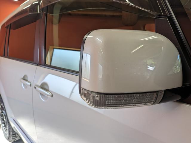 デリカD:5 M ★社外新品アルミホイール★バンパー黒★グリル黒★オープンカントリータイヤ★メモリーナビ★バックカメラ★電動格納ミラー★オートライト★シートヒーター★パワスラ★キーレス★ETC★CD再生★(9枚目)