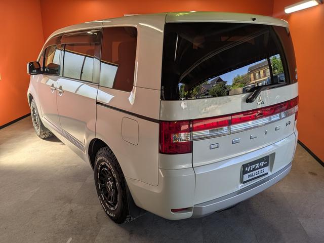 デリカD:5 M ★社外新品アルミホイール★バンパー黒★グリル黒★オープンカントリータイヤ★メモリーナビ★バックカメラ★電動格納ミラー★オートライト★シートヒーター★パワスラ★キーレス★ETC★CD再生★(13枚目)