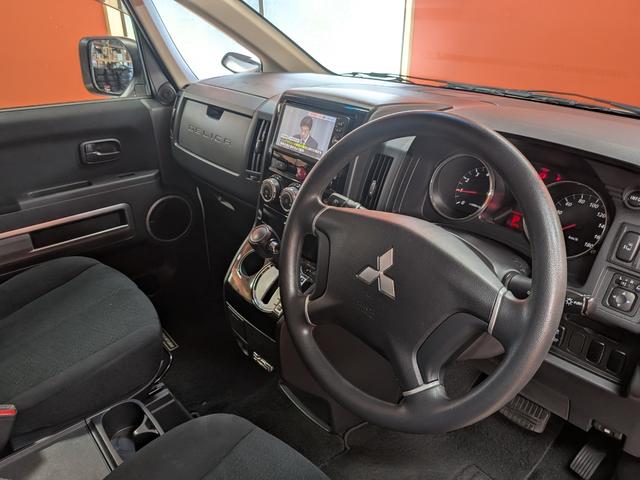 デリカD:5 M ★社外新品アルミホイール★バンパー黒★グリル黒★オープンカントリータイヤ★メモリーナビ★バックカメラ★電動格納ミラー★オートライト★シートヒーター★パワスラ★キーレス★ETC★CD再生★(37枚目)