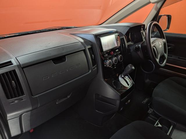 デリカD:5 M ★社外新品アルミホイール★バンパー黒★グリル黒★オープンカントリータイヤ★メモリーナビ★バックカメラ★電動格納ミラー★オートライト★シートヒーター★パワスラ★キーレス★ETC★CD再生★(41枚目)