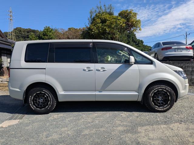 デリカD:5 M ★社外新品アルミホイール★バンパー黒★グリル黒★オープンカントリータイヤ★メモリーナビ★バックカメラ★電動格納ミラー★オートライト★シートヒーター★パワスラ★キーレス★ETC★CD再生★(63枚目)