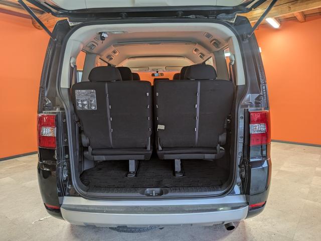 デリカＤ：５ Ｍ　★オールブラック仕様★社外アルミ★グッドリッチタイヤ★バンパープロテクター★バックカメラ★電動格納ミラー★メモリーナビ★ＣＤ再生★キーレス★集中ドアロックオートライト★アイドリングストップ★パワスラ（21枚目）