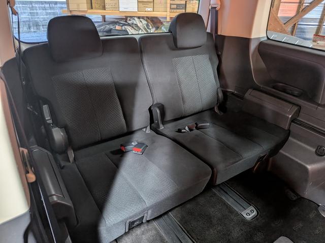 デリカＤ：５ Ｍ　★オールブラック仕様★社外アルミ★グッドリッチタイヤ★バンパープロテクター★バックカメラ★電動格納ミラー★メモリーナビ★ＣＤ再生★キーレス★集中ドアロックオートライト★アイドリングストップ★パワスラ（33枚目）