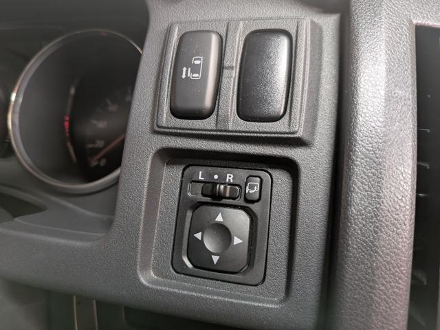 デリカＤ：５ Ｍ　★オールブラック仕様★社外アルミ★グッドリッチタイヤ★バンパープロテクター★バックカメラ★電動格納ミラー★メモリーナビ★ＣＤ再生★キーレス★集中ドアロックオートライト★アイドリングストップ★パワスラ（43枚目）