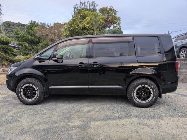 デリカＤ：５ Ｍ　★オールブラック仕様★社外アルミ★グッドリッチタイヤ★バンパープロテクター★バックカメラ★電動格納ミラー★メモリーナビ★ＣＤ再生★キーレス★集中ドアロックオートライト★アイドリングストップ★パワスラ（67枚目）