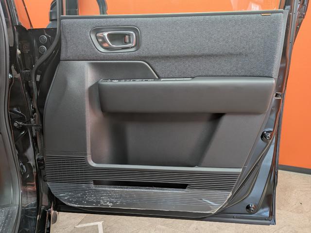 ステップワゴン エアー ★ホンダセンシング★純正9インチナビ★LEDヘッドライト★両側パワスラ★スマートキー★フルセグTV★アクティブクルーズコントロール★純正アルミ★アイドリングストップ★アップルカープレイ★3列シート★(23枚目)