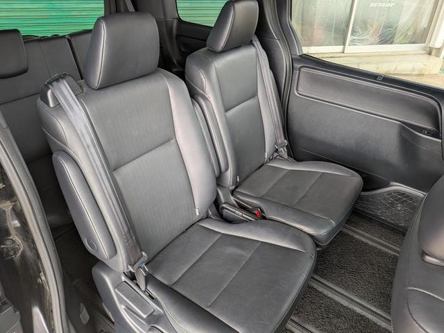 エスクァイア ハイブリッドＧｉ　ブラックテーラード　★ワンオーナー★純正１５インチアルミ★革シート★純正９インチナビ★Ｔｏｙｏｔａ　Ｓａｆｅｔｙ　Ｓｅｎｓｅ　★フルセグＴＶ★Ｂｌｕｅｔｏｏｔｈ★バックカメラ★両側パワスラ★シートヒーター★クルコン★（16枚目）