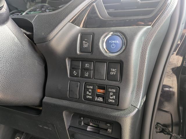 エスクァイア ハイブリッドＧｉ　ブラックテーラード　★ワンオーナー★純正１５インチアルミ★革シート★純正９インチナビ★Ｔｏｙｏｔａ　Ｓａｆｅｔｙ　Ｓｅｎｓｅ　★フルセグＴＶ★Ｂｌｕｅｔｏｏｔｈ★バックカメラ★両側パワスラ★シートヒーター★クルコン★（20枚目）