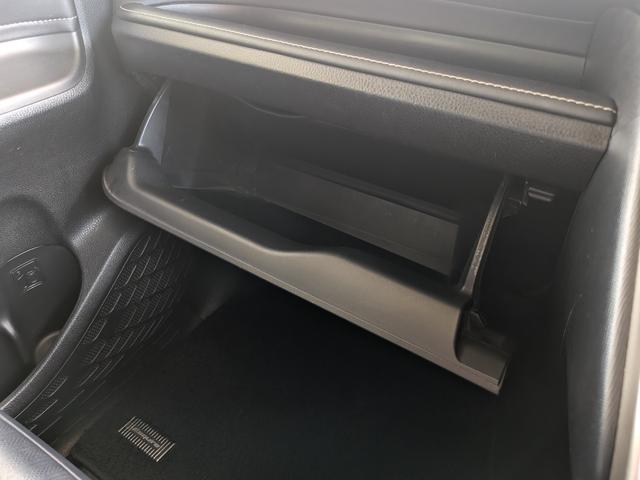 エスクァイア ハイブリッドＧｉ　ブラックテーラード　★ワンオーナー★純正１５インチアルミ★革シート★純正９インチナビ★Ｔｏｙｏｔａ　Ｓａｆｅｔｙ　Ｓｅｎｓｅ　★フルセグＴＶ★Ｂｌｕｅｔｏｏｔｈ★バックカメラ★両側パワスラ★シートヒーター★クルコン★（25枚目）