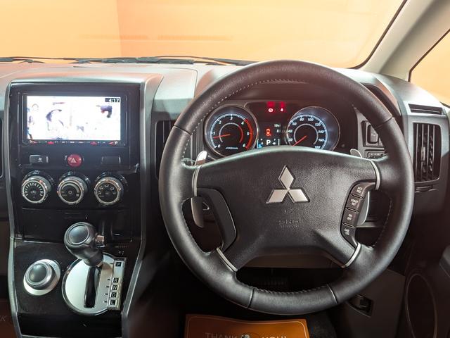 デリカD:5 D パワーパッケージ ★新品バンパーガード★鉄チンマットブラック★マッドスタータイヤ★ブラックグリル★両側パワスラ★メモリーナビ★フルセグTV★バックカメラ★前後ドラレコ★4WD★HID★シートヒーター★クルコン★BT対応(41枚目)