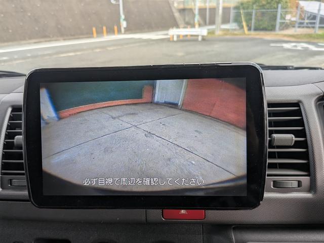 ハイエースバン ロングスーパーＧＬ　★１型★ワンオーナー★新品オープンカントリータイヤ★９インチフローティングナビ★バックカメラ★リアシートベルト★フルセグＴＶ★ＢＴ対応★Ｗエアコン★キーレス★ディーゼルターボ★電格ミラー★両側スライド（17枚目）