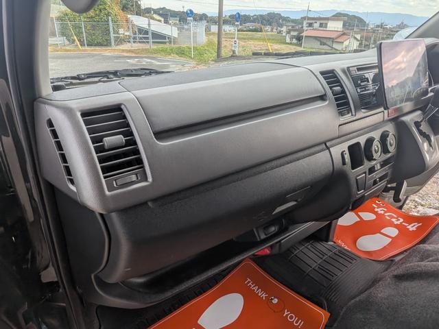 ハイエースバン ロングスーパーＧＬ　★１型★ワンオーナー★新品オープンカントリータイヤ★９インチフローティングナビ★バックカメラ★リアシートベルト★フルセグＴＶ★ＢＴ対応★Ｗエアコン★キーレス★ディーゼルターボ★電格ミラー★両側スライド（26枚目）