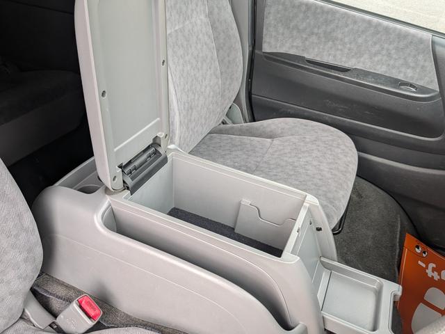 ハイエースバン ロングスーパーＧＬ　★１型★ワンオーナー★新品オープンカントリータイヤ★９インチフローティングナビ★バックカメラ★リアシートベルト★フルセグＴＶ★ＢＴ対応★Ｗエアコン★キーレス★ディーゼルターボ★電格ミラー★両側スライド（32枚目）