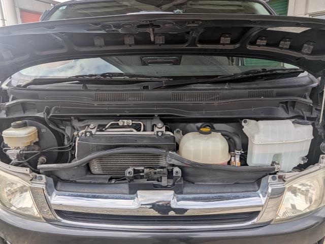 ハイエースバン ロングスーパーＧＬ　★１型★ワンオーナー★新品オープンカントリータイヤ★９インチフローティングナビ★バックカメラ★リアシートベルト★フルセグＴＶ★ＢＴ対応★Ｗエアコン★キーレス★ディーゼルターボ★電格ミラー★両側スライド（33枚目）