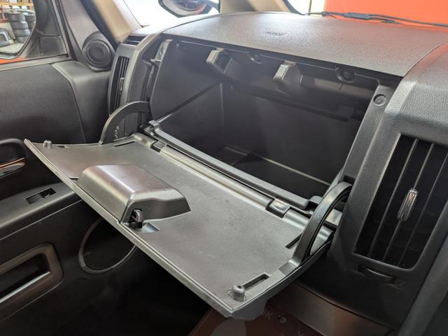 デリカD:5 D パワーパッケージ ★新品社外アルミ★オールブラック仕様★両側パワスラ★フリップダウンモニター★クルコン★フルセグ★メモリーナビ★電格ミラー★キーレス★障害物センサー★バックカメラ★ターボ★オートライト★ETC★(46枚目)