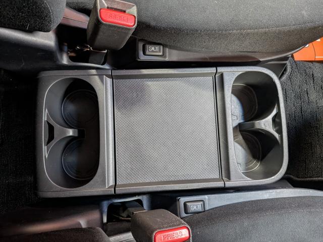 デリカD:5 D パワーパッケージ ★新品社外アルミ★オールブラック仕様★両側パワスラ★フリップダウンモニター★クルコン★フルセグ★メモリーナビ★電格ミラー★キーレス★障害物センサー★バックカメラ★ターボ★オートライト★ETC★(52枚目)