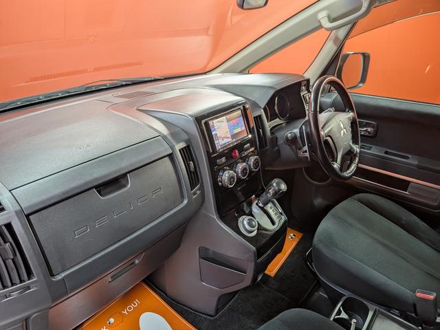 デリカD:5 D パワーパッケージ ★新品社外アルミ★オールブラック仕様★両側パワスラ★フリップダウンモニター★クルコン★フルセグ★メモリーナビ★電格ミラー★キーレス★障害物センサー★バックカメラ★ターボ★オートライト★ETC★(54枚目)