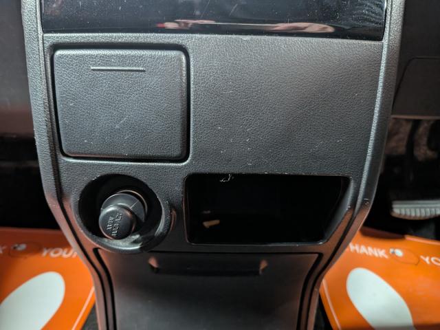 デリカD:5 M ★オールブラック仕様★社外アルミ★フリップダウンモニター★オートライト★電動格納ミラー★メモリーナビ★フルセグ★ETC★キーレス★バックカメラ★Bluetooth★CD/DVD再生★パワスラ★(64枚目)