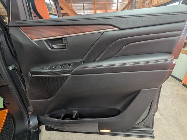 デリカＤ：５ ジャスパー　★新品社外アルミ★両側パワスラ★電動リアゲート★純正１０．１インチナビ★Ｂｌｕｅｔｏｏｔｈ★ＣＤ・ＤＶＤ再生★ＵＳＢ★全方位カメラ★ＥＴＣ★禁煙車★クルコン★シートカバー★シートヒーター★１００Ｖ電源（46枚目）