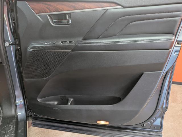 デリカＤ：５ 　★社外新品アルミ★両側パワスラ★電動リアゲート★１０．１インチフローティングナビ★フルセグ★Ｂｌｕｅｔｏｏｔｈ★ＵＳＢ★ＣＤ・ＤＶＤ★全方位カメラ★１００Ｖ電源★電格ミラー★キーレス★シートヒーター★（26枚目）