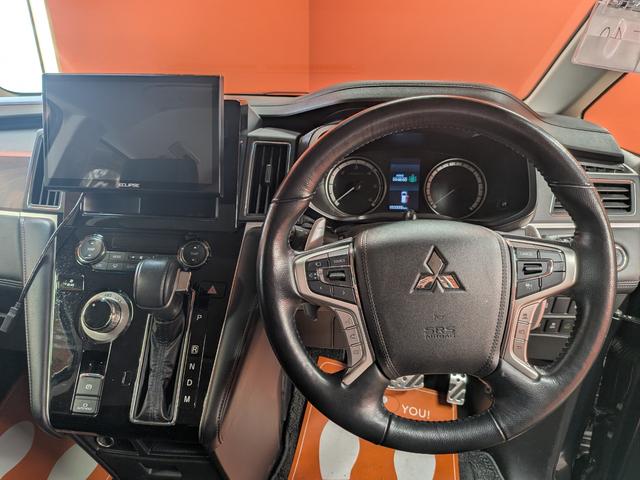 デリカＤ：５ 　★社外新品アルミ★両側パワスラ★電動リアゲート★１０．１インチフローティングナビ★フルセグ★Ｂｌｕｅｔｏｏｔｈ★ＵＳＢ★ＣＤ・ＤＶＤ★全方位カメラ★１００Ｖ電源★電格ミラー★キーレス★シートヒーター★（46枚目）