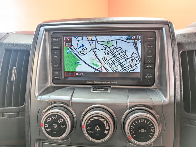 �W���ꂪ���ɂ�����܂��B�O�[�O���ɂă��A�X�^�[�K���[�W�ƌ������������B�o�H�ē��������܂��B�F�l�̂����X���҂����Ă���܂��B