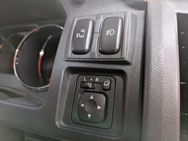 ���X�̓O�[�Ӓ�����X�ł��B�v���̊Ӓ�m�����ÎԂ̎ԗ���Ԃ��Ӓ肷��T�[�r�X�ł��B��O�ҋ@�ցy�i�`�`�`�z�̃v���̊Ӓ�t�ɂ��`�F�b�N���s���A�����ɃO���[�h���߂܂��B