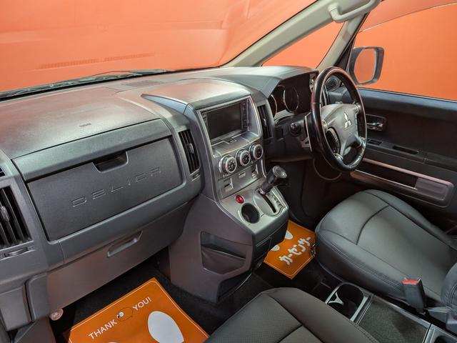 ���X�̓O�[�Ӓ�����X�ł��B�v���̊Ӓ�m�����ÎԂ̎ԗ���Ԃ��Ӓ肷��T�[�r�X�ł��B��O�ҋ@�ցy�i�`�`�`�z�̃v���̊Ӓ�t�ɂ��`�F�b�N���s���A�����ɃO���[�h���߂܂��B