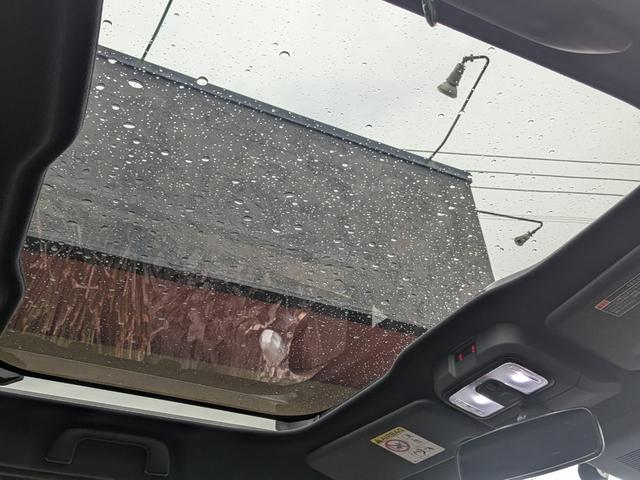 タフト Ｇ　★ワンオーナー★禁煙車★ガラスルーフ★キャリアバスケット★フロントガード★９インチ純正ナビ★フルセグＴＶ★Ｂｌｕｅｔｏｏｔｈ★ＤＶＤ再生★バックカメラ★ＬＥＤライト★スマートキー★コーナーセンサー★（21枚目）