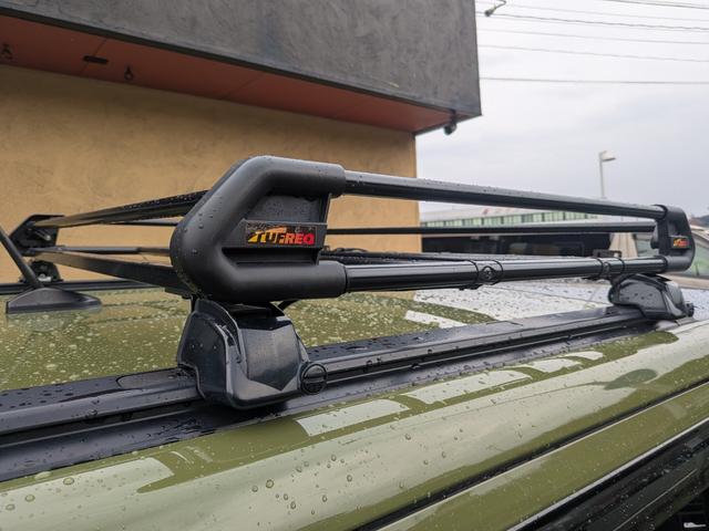 タフト Ｇ　★ワンオーナー★禁煙車★ガラスルーフ★キャリアバスケット★フロントガード★９インチ純正ナビ★フルセグＴＶ★Ｂｌｕｅｔｏｏｔｈ★ＤＶＤ再生★バックカメラ★ＬＥＤライト★スマートキー★コーナーセンサー★（28枚目）