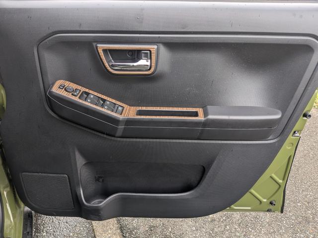 タフト Ｇ　★ワンオーナー★禁煙車★ガラスルーフ★キャリアバスケット★フロントガード★９インチ純正ナビ★フルセグＴＶ★Ｂｌｕｅｔｏｏｔｈ★ＤＶＤ再生★バックカメラ★ＬＥＤライト★スマートキー★コーナーセンサー★（30枚目）