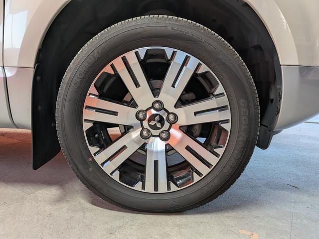 ���X�̓O�[�Ӓ�����X�ł��B�v���̊Ӓ�m�����ÎԂ̎ԗ���Ԃ��Ӓ肷��T�[�r�X�ł��B��O�ҋ@�ցy�i�`�`�`�z�̃v���̊Ӓ�t�ɂ��`�F�b�N���s���A�����ɃO���[�h���߂܂��B