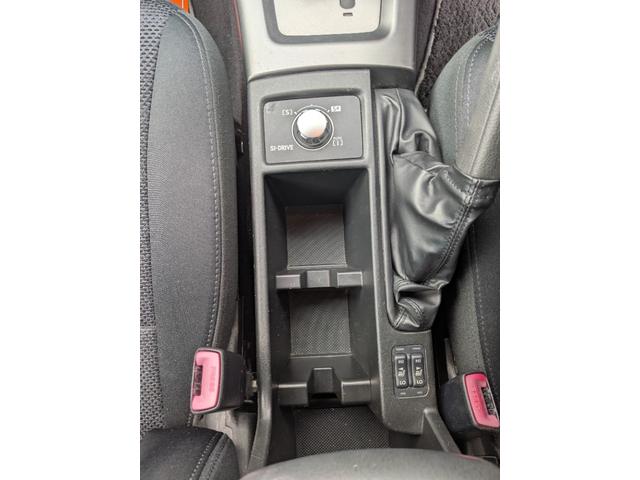 ���X�̓O�[�Ӓ�����X�ł��B�v���̊Ӓ�m�����ÎԂ̎ԗ���Ԃ��Ӓ肷��T�[�r�X�ł��B��O�ҋ@�ցy�i�`�`�`�z�̃v���̊Ӓ�t�ɂ��`�F�b�N���s���A�����ɃO���[�h���߂܂��B