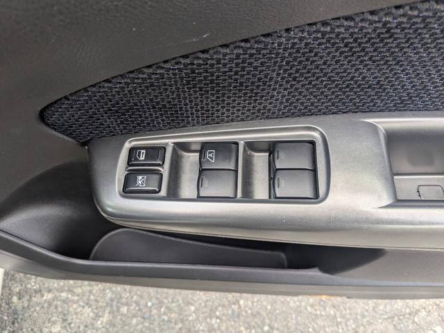 ���X�̓O�[�Ӓ�����X�ł��B�v���̊Ӓ�m�����ÎԂ̎ԗ���Ԃ��Ӓ肷��T�[�r�X�ł��B��O�ҋ@�ցy�i�`�`�`�z�̃v���̊Ӓ�t�ɂ��`�F�b�N���s���A�����ɃO���[�h���߂܂��B