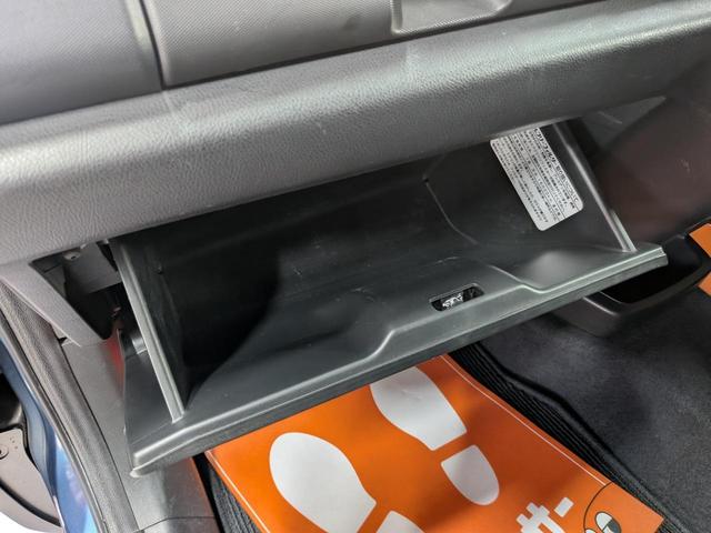 クロスロード 18L Xパッケージ ★外装リノベ★社外新品アルミ★新品オープンカントリータイヤ★バックカメラ★キーレス★3列シート★メモリーナビ★CD再生★ETC★パワステ★盗難防止装置★集中ドアロック★ABS★(42枚目)