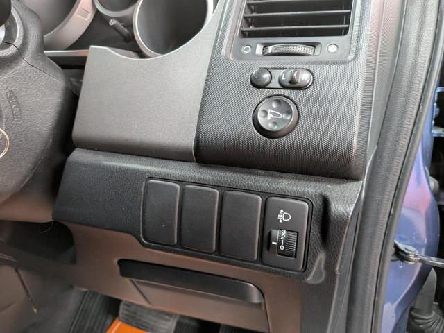 クロスロード 18L Xパッケージ ★外装リノベ★社外新品アルミ★新品オープンカントリータイヤ★バックカメラ★キーレス★3列シート★メモリーナビ★CD再生★ETC★パワステ★盗難防止装置★集中ドアロック★ABS★(44枚目)