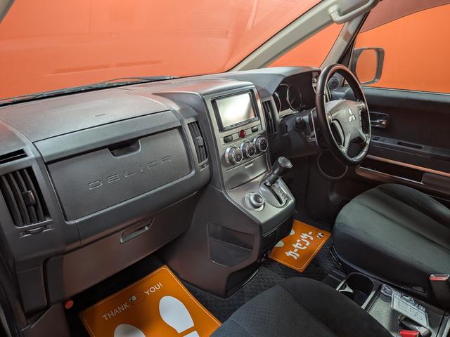 ���X�̓O�[�Ӓ�����X�ł��B�v���̊Ӓ�m�����ÎԂ̎ԗ���Ԃ��Ӓ肷��T�[�r�X�ł��B��O�ҋ@�ցy�i�`�`�`�z�̃v���̊Ӓ�t�ɂ��`�F�b�N���s���A�����ɃO���[�h���߂܂��B