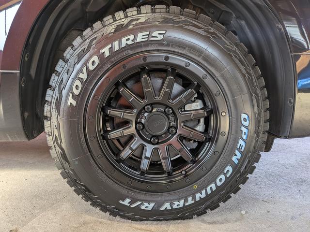 デリカD:5 P ★新品社外アルミ★新品オープンカントリータイヤ★純正10.1インチナビ★フルセグTV★BT★USB★両側パワスラ★電動リアゲート★全周囲カメラ★禁煙車★クルコン★シートヒーター★ドラレコ★100V電源(13枚目)